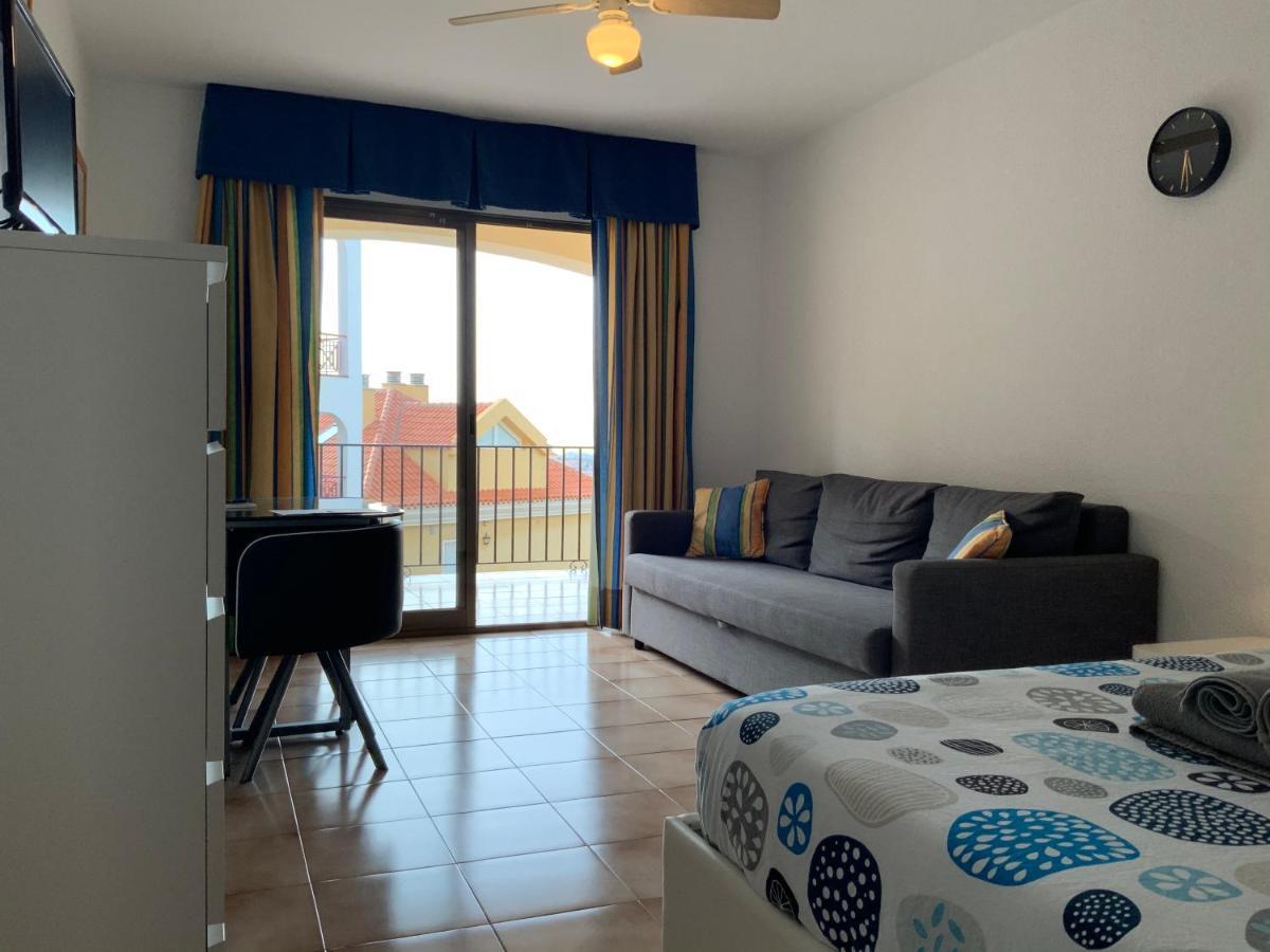 Castle Apartment Margherita 洛斯克里斯蒂亚诺斯 外观 照片